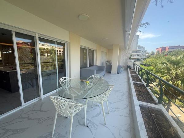 Venta de piso en Piso en Camino Cortes, Guadalmina Alta, Marbella, Marbella
thumbnail 2