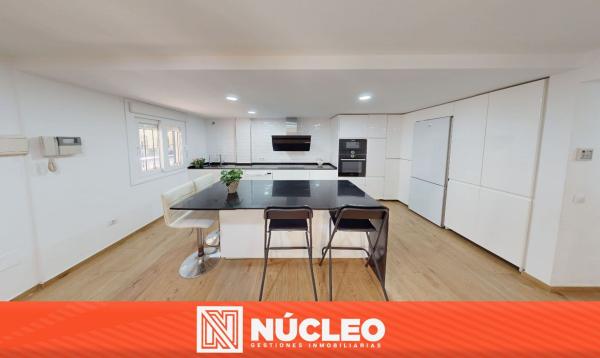 Sale of flat in Piso en Calle Pez Dorado, Calvario, Torremolinos, Torremolinos
photo 1