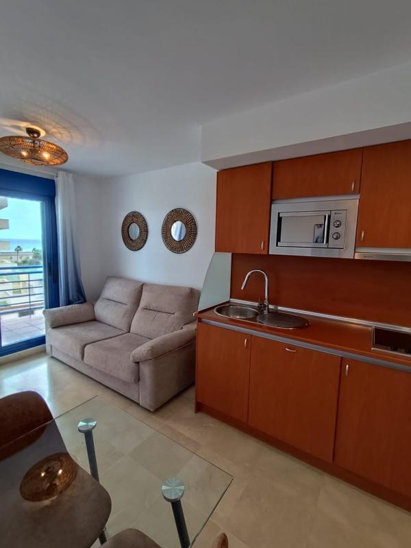 Venta de piso en Piso en Calle Torrealmádena, 5, Cortijo Torrequebrada, Benalmádena, Benalmádena
photo 1