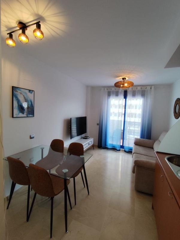 Venta de piso en Piso en Calle Torrealmádena, 5, Cortijo Torrequebrada, Benalmádena, Benalmádena
photo 2