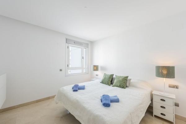 Venta de piso en Piso en Linda Vista-Nueva Alcántara-Cortijo Blanco, Marbella, Marbella
 photo 4