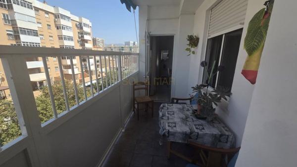 Venta de piso en Piso en Paseo de los Tilos, Cruz del Humilladero - Los Tilos, Málaga, Málaga
thumbnail 3
