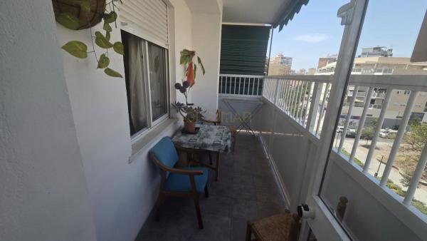 Venta de piso en Piso en Paseo de los Tilos, Cruz del Humilladero - Los Tilos, Málaga, Málaga
 photo 4