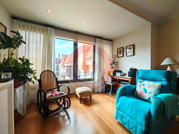 Продажа квартиры на Piso en Calle Fray Rafael de Vélez s/n, Zona Hispanidad - Vivar Téllez, Vélez-Malaga, Велес-Малага
thumbnail 3