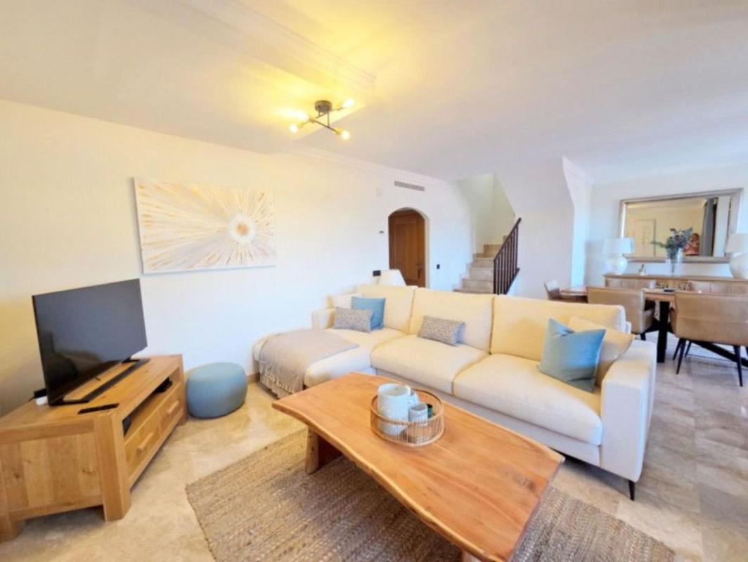 Venta de duplex en Dúplex en Calle del Golf, 61, Buenas Noches, Estepona, Estepona photo 2