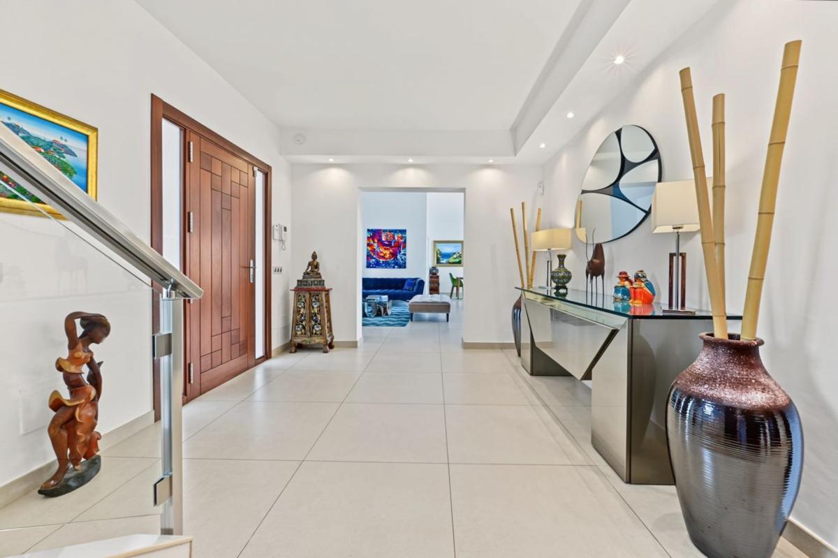 Properties for sale and rent in Spain photo 3