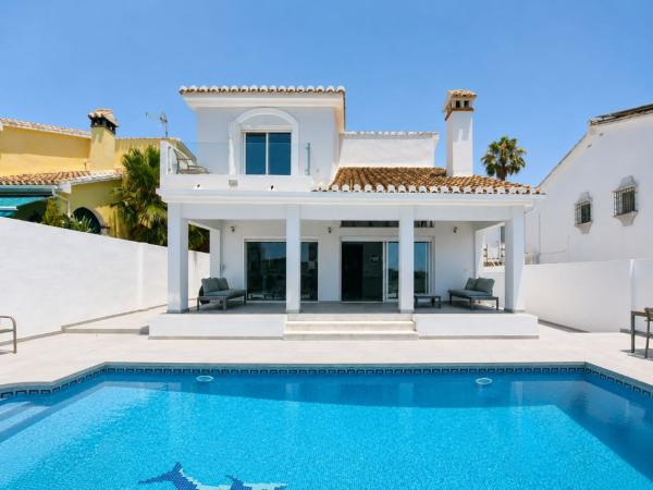 Casa o chalet independiente en Sitio de Calahonda, Mijas photo 1