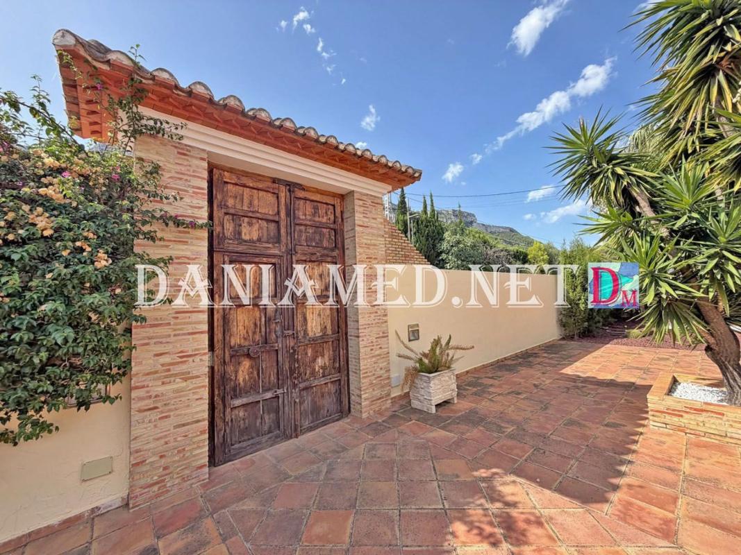 Sprzedaż niezależnego domku jednorodzinnego w Casa o chalet en El Montgó, Denia, Dénia photo 3