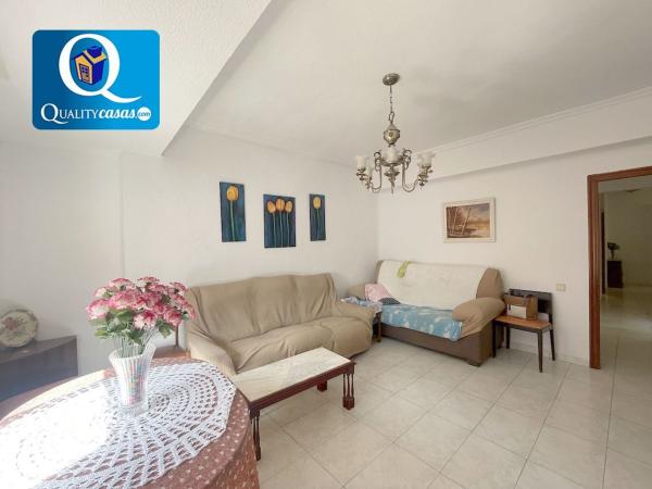 Piso en venta en Piso en Altozano, Alicante / Alacant, Alicante / Alacant thumbnail 3