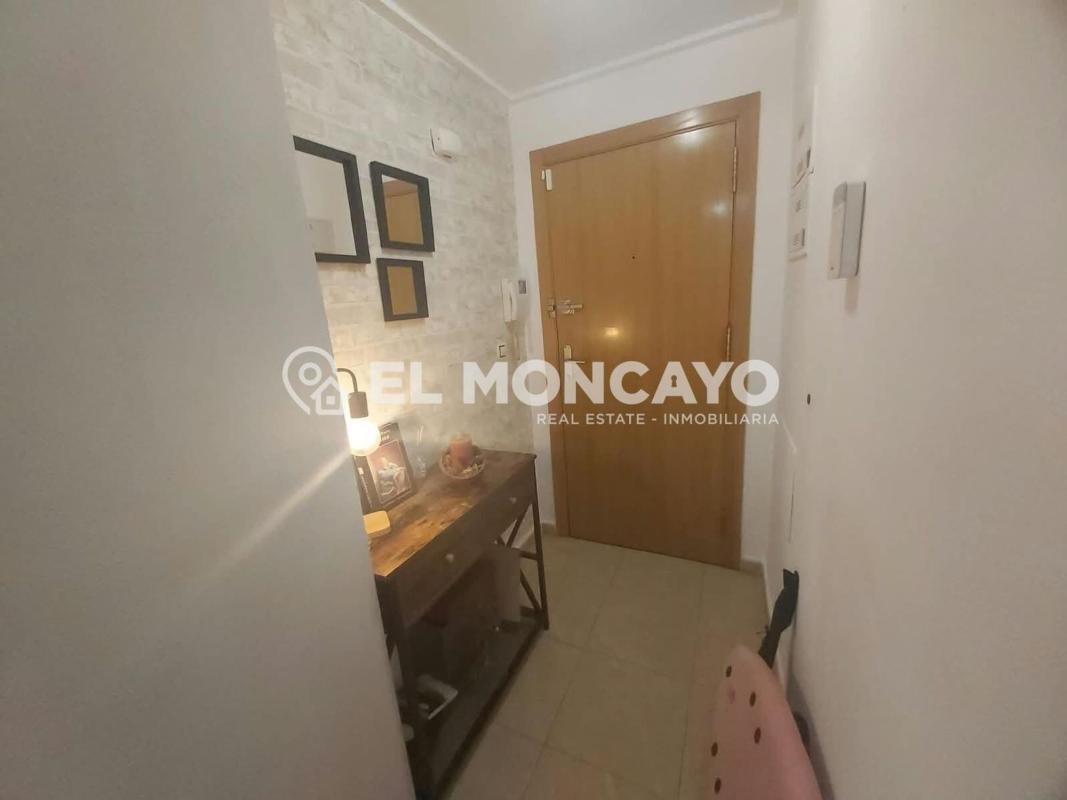Sale of apartment in Piso en Calle Campoamor, Puerto Deportivo, Torrevieja, Torrevieja
photo 4