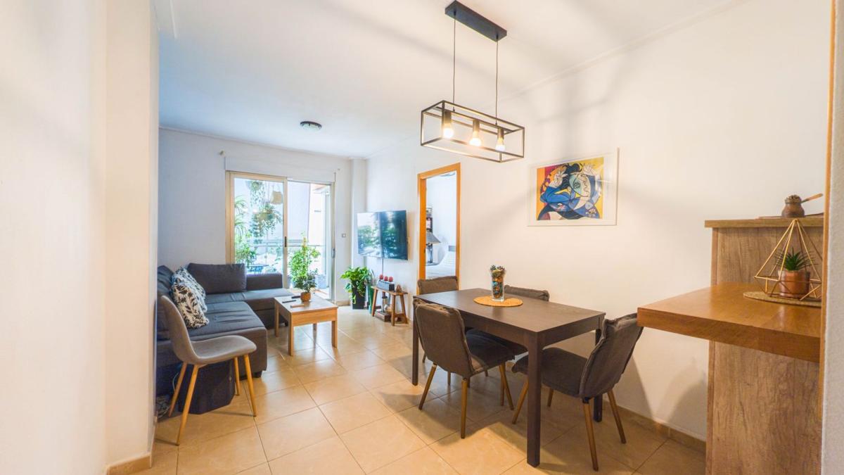 Venta de piso en Piso en Puerto Deportivo, Torrevieja, Torrevieja
photo 3