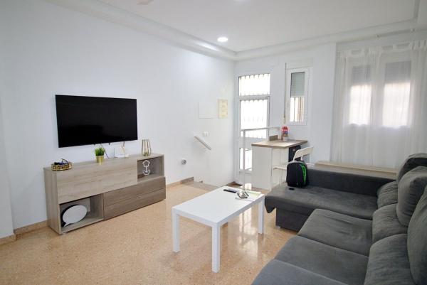 Piso en venta en  Piso en Carrús Oeste, Elche / Elx, Elche / Elx photo 3