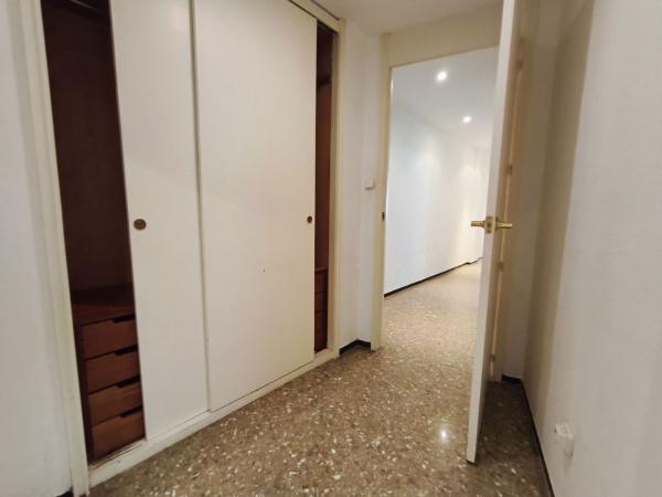 Piso en venta en  Piso en Calle de la Virgen del Socorro, 25, Raval Roig-Virgen del Socorro, Alicante / Alacant, Alicante / Alacant photo 4