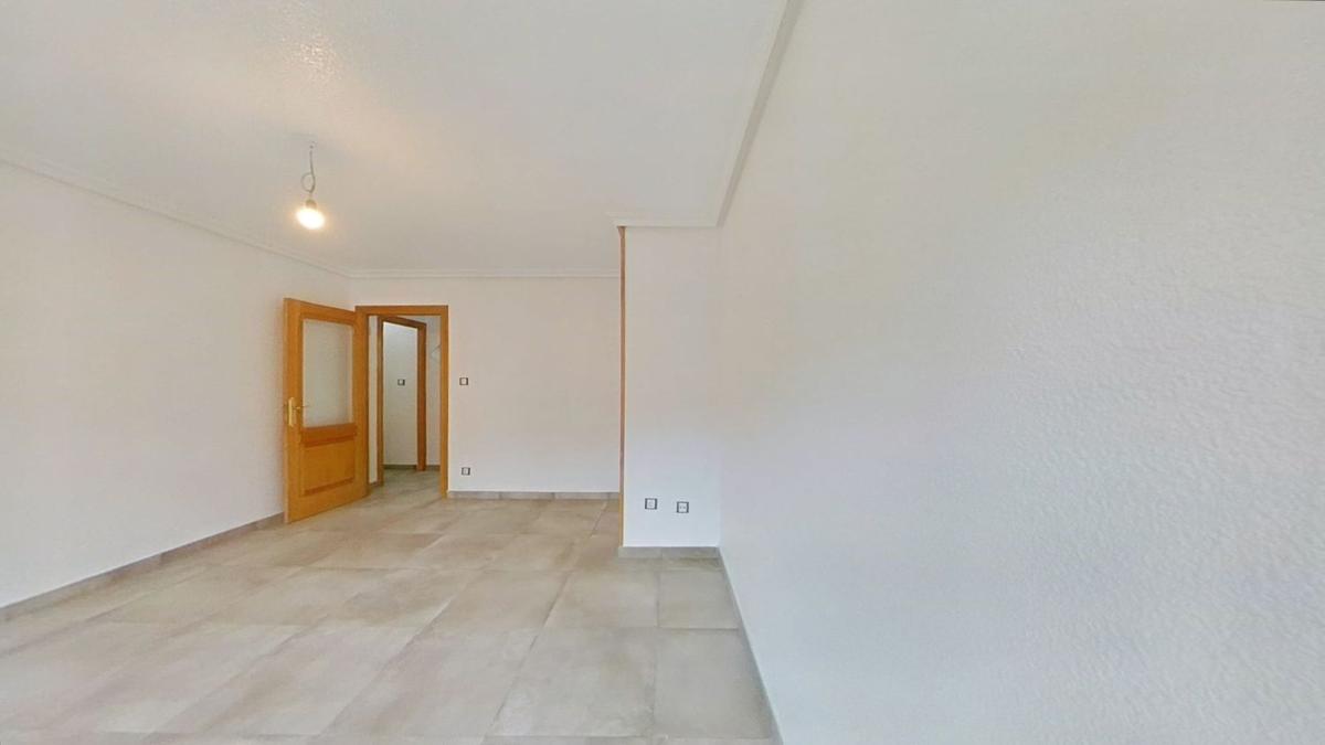 Sale of apartment in Piso en Altozano, Alicante / Alacant, Alicante
photo 4
