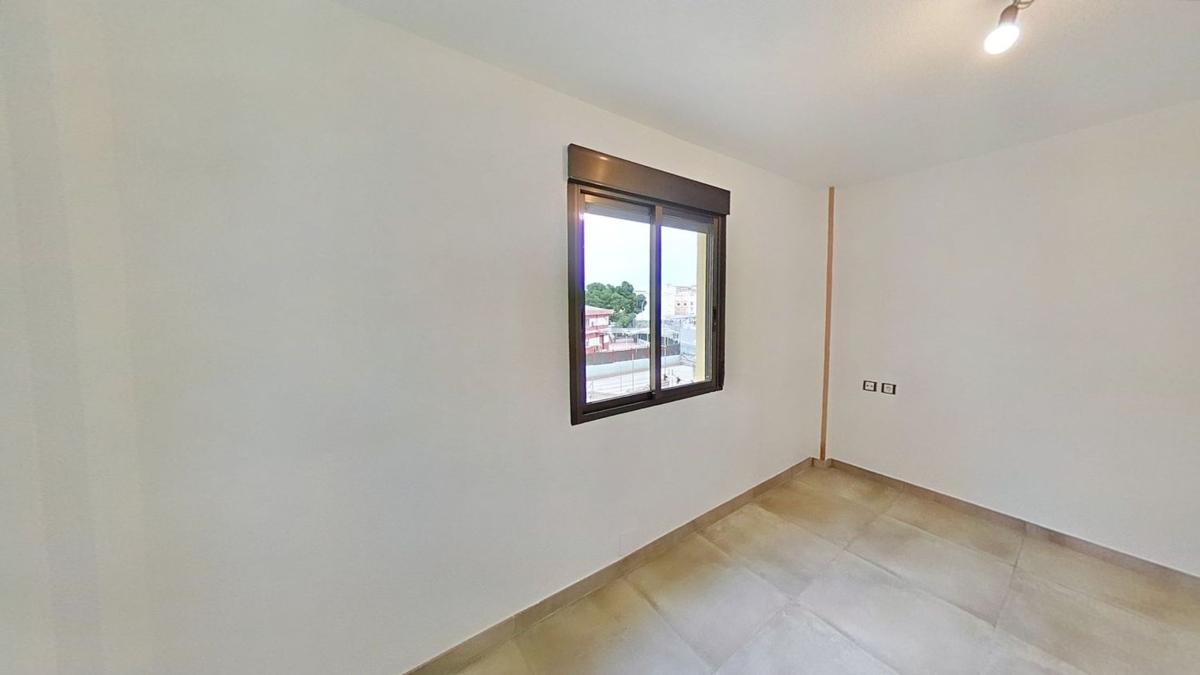 Sale of apartment in Piso en Altozano, Alicante / Alacant, Alicante
photo 5