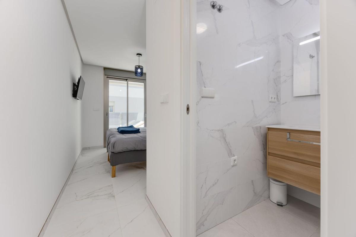 Sale of apartment in Piso en Avenida Vicente Blasco Ibañez, 57, Gran Playa, Santa Pola, Santa Pola
 photo 4