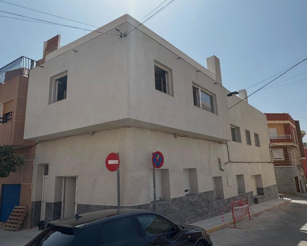 Sale of apartment in Piso en Calle María Magdalena, 8, Crevillente, Crevillente
photo 1