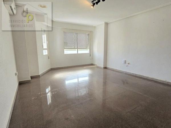 Piso en venta en  Piso en Calle Riu Xúquer s/n, Torrellano, Elche / Elx, Elche / Elx photo 4