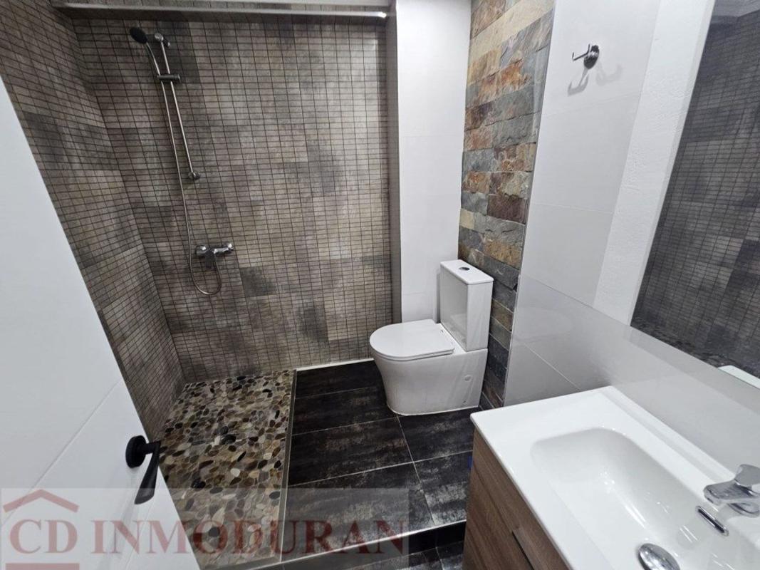 Sale of apartment in Piso en Calle del Plus Ultra, Carolinas Altas, Alicante / Alacant, Alicante
photo 5