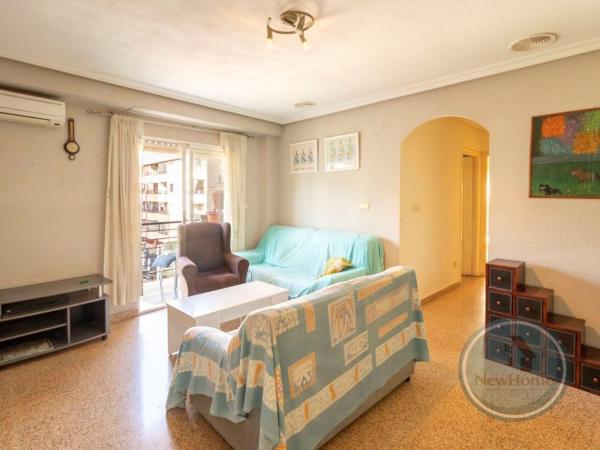 Piso en venta en  Piso en Calle Francisco Santamaría, Centro, Santa Pola, Santa Pola photo 4