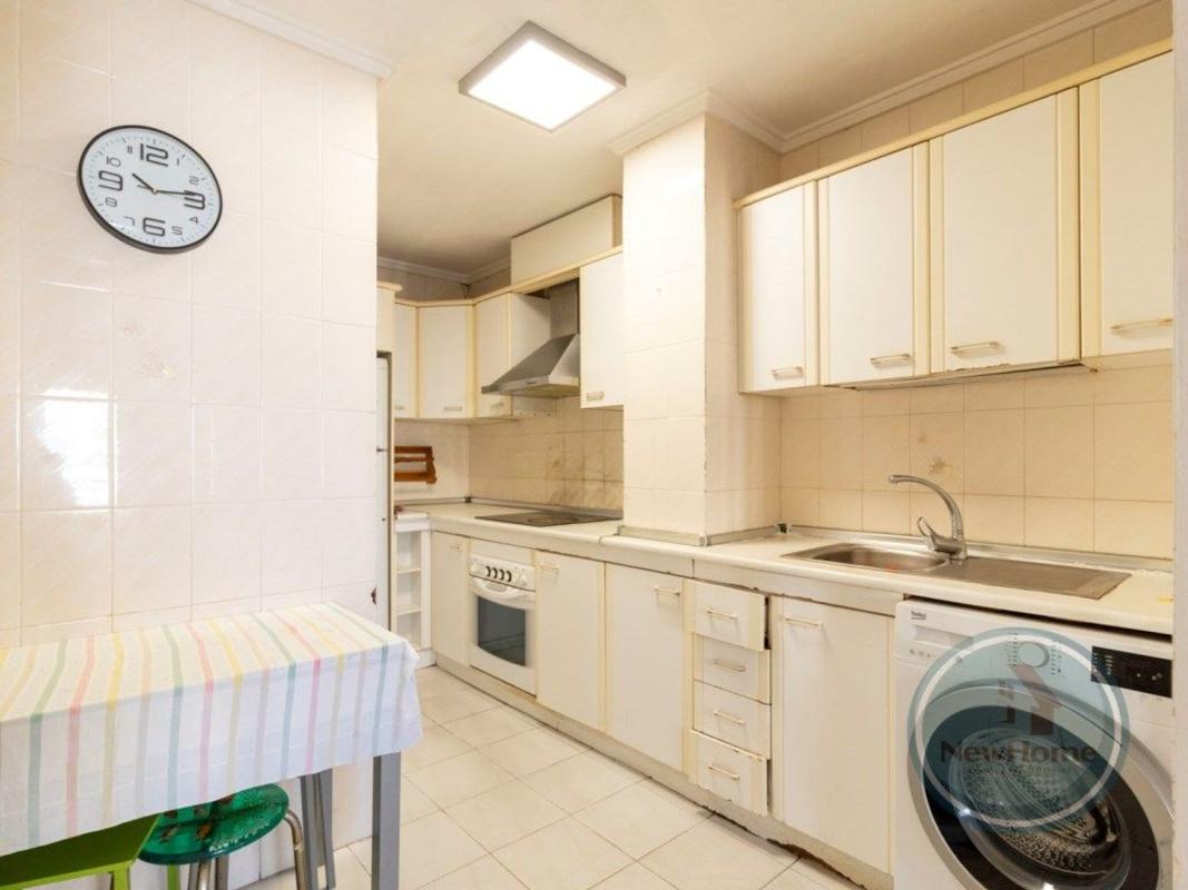 Sale of apartment in Piso en Calle Francisco Santamaría, Centro, Santa Pola, Santa Pola
 photo 5