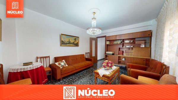 Piso en venta en  Piso en San Crispin, Plaza de Toros - Avenida Chapí - Trinquete, Elda, Elda photo 1