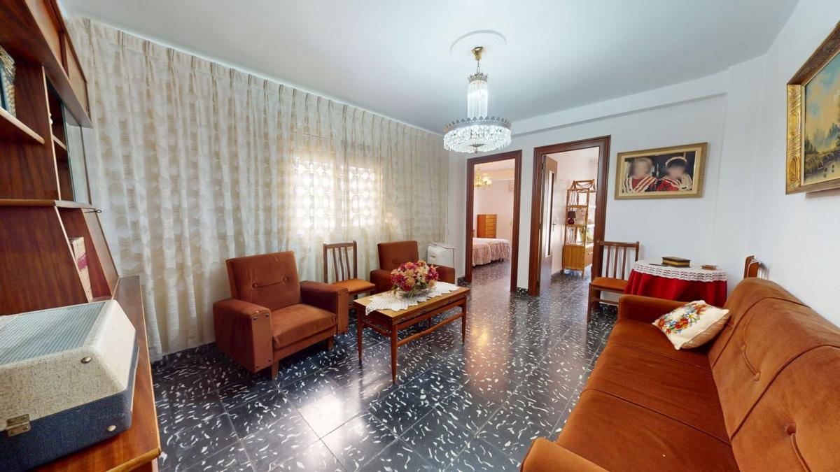 Продажа квартиры на Piso en San Crispin, Plaza de Toros - Avenida Chapí - Trinquete, Elda, Эльда
photo 3