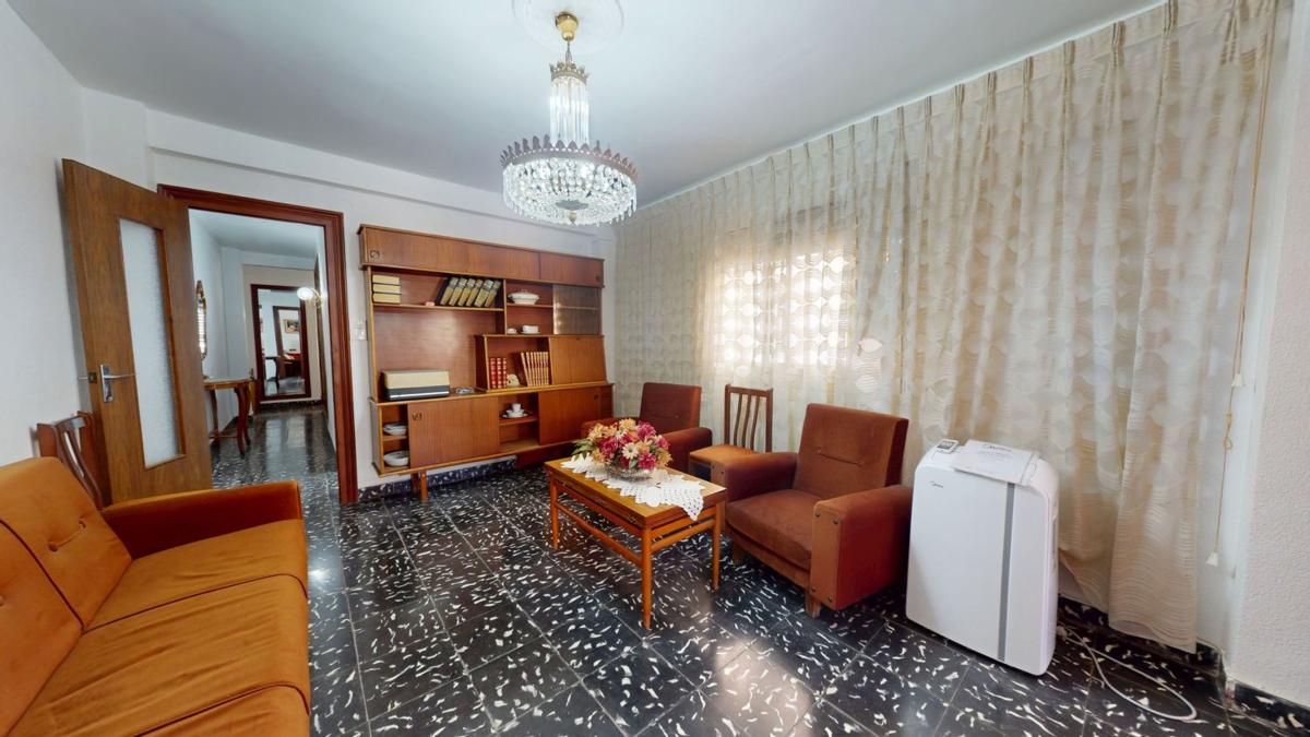 Продажа квартиры на Piso en San Crispin, Plaza de Toros - Avenida Chapí - Trinquete, Elda, Эльда
photo 5