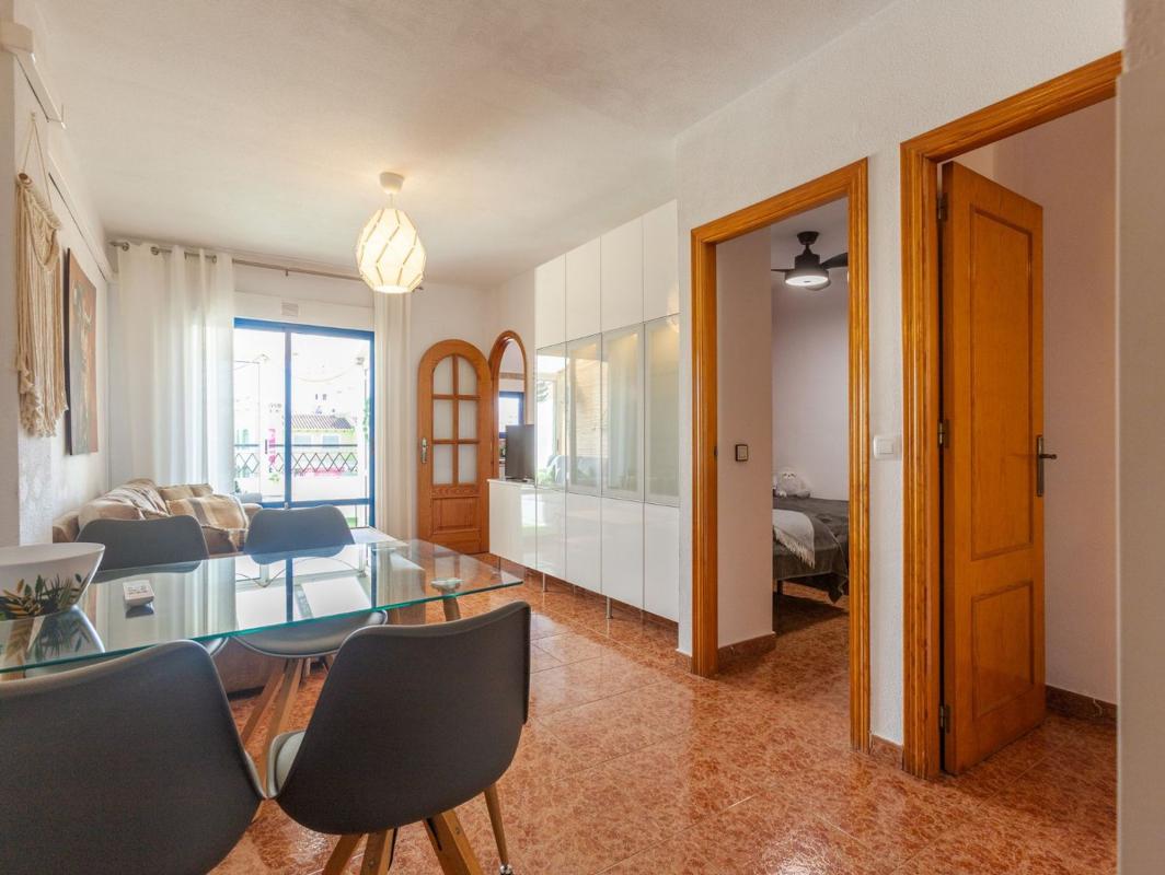 Sprzedaż mieszkania w Piso en Antonio Machado, Torrevieja, Torrevieja
photo 1