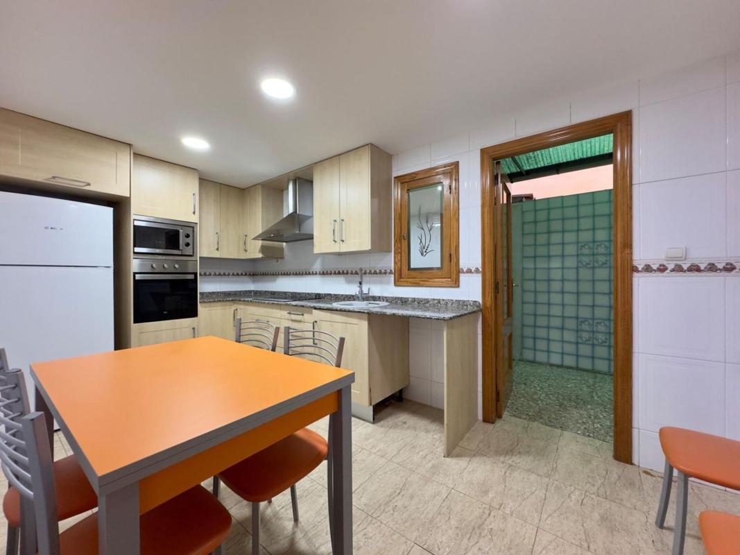 Venta de piso en Piso en Calle Juan Díez Martínez, Carrús Oeste, Elche / Elx, Elche / Elx
 photo 3