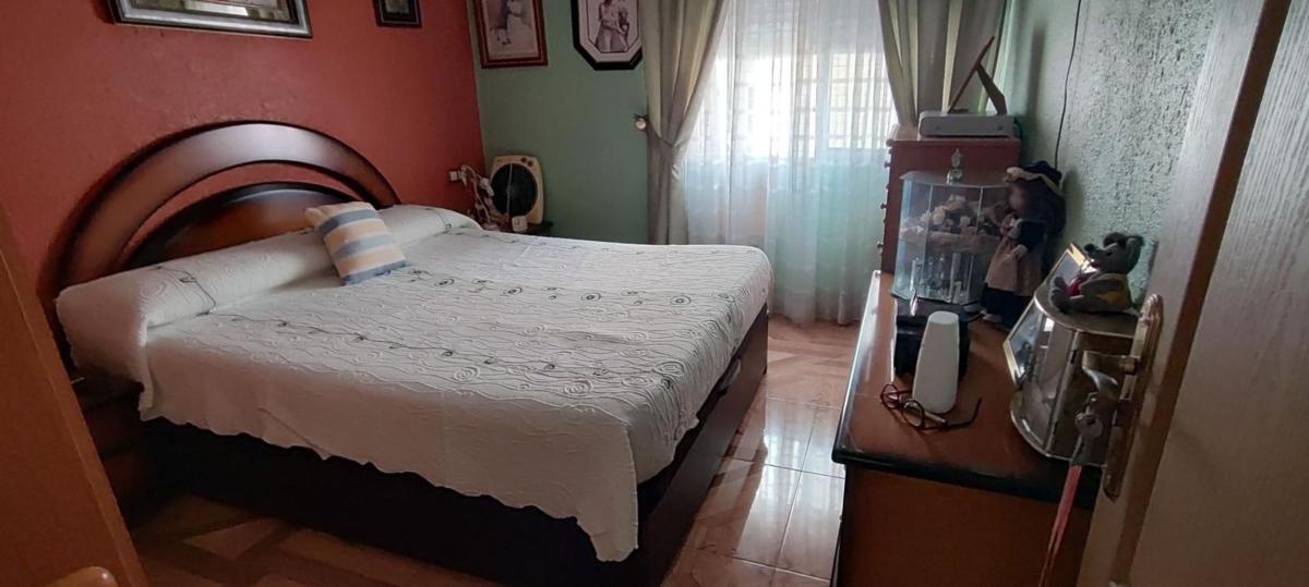 Venta de piso en Piso en Colonia Requena - Virgen del Carmen, Alicante / Alacant, Alicante / Alacant
photo 1
