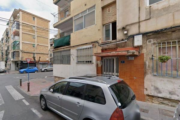 Piso en venta en Piso en Calle de la Perla, 7, Colonia Requena - Virgen del Carmen, Alicante / Alacant, Alicante / Alacant photo 1
