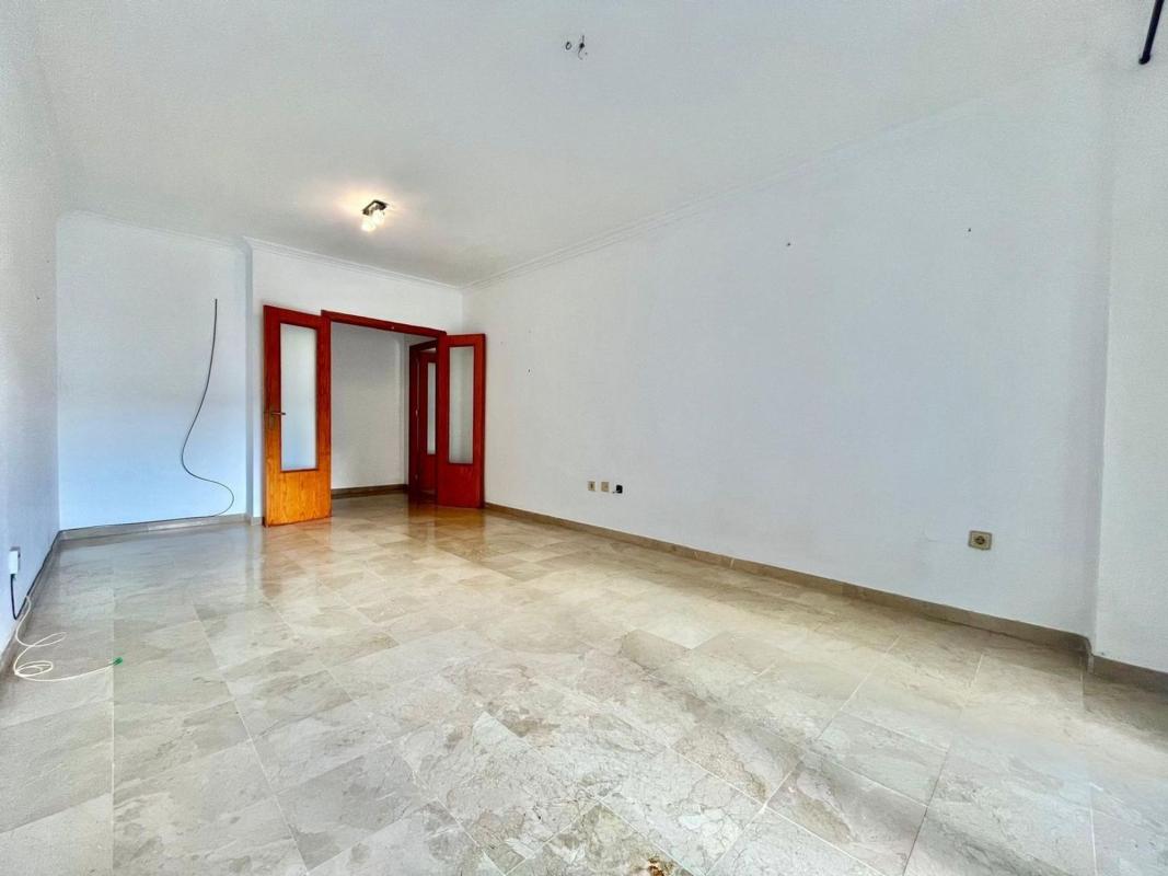 Venta de piso en Piso en Calle Patricio Perez, 7, Centro - Muelle Pesquero, Torrevieja, Torrevieja
photo 5