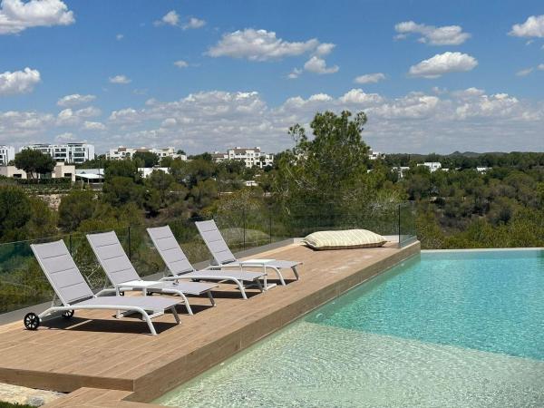 Apartment for sale in  Piso en Las Colinas Golf, Orihuela, Orihuela photo 4
