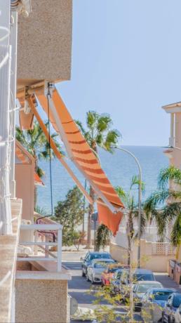 Квартира на продажу на  Piso en Calle Consueta, 52, Tamarit - Playa Lissa, Santa Pola, Санта Пола photo 1