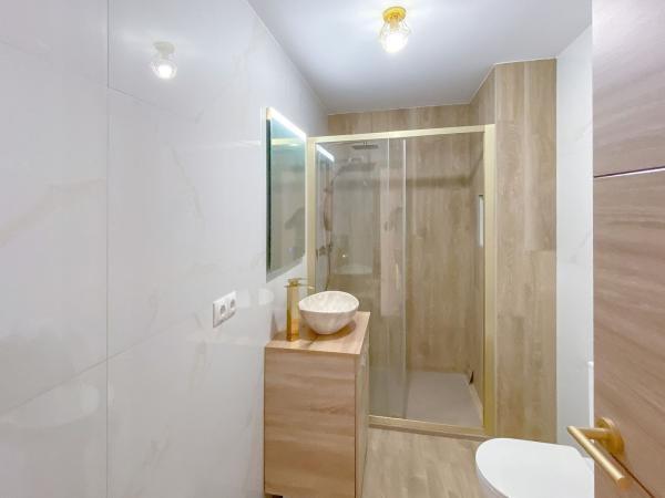 Piso en venta en  Piso en Calle del Capità Baltasar Tristany, 62, Reina Victoria-Miguel Hernández, Elche / Elx, Elche / Elx photo 4
