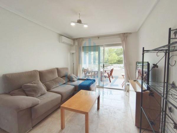 Piso en venta en  Piso en Avenida Oviedo, Playa de San Juan, Alicante / Alacant, Alicante / Alacant photo 2