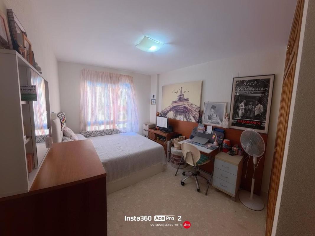 Venta de piso en Piso en Calle Bailarín José Espadero, Garbinet - Parque de las Avenidas, Alicante / Alacant, Alicante / Alacant
photo 5