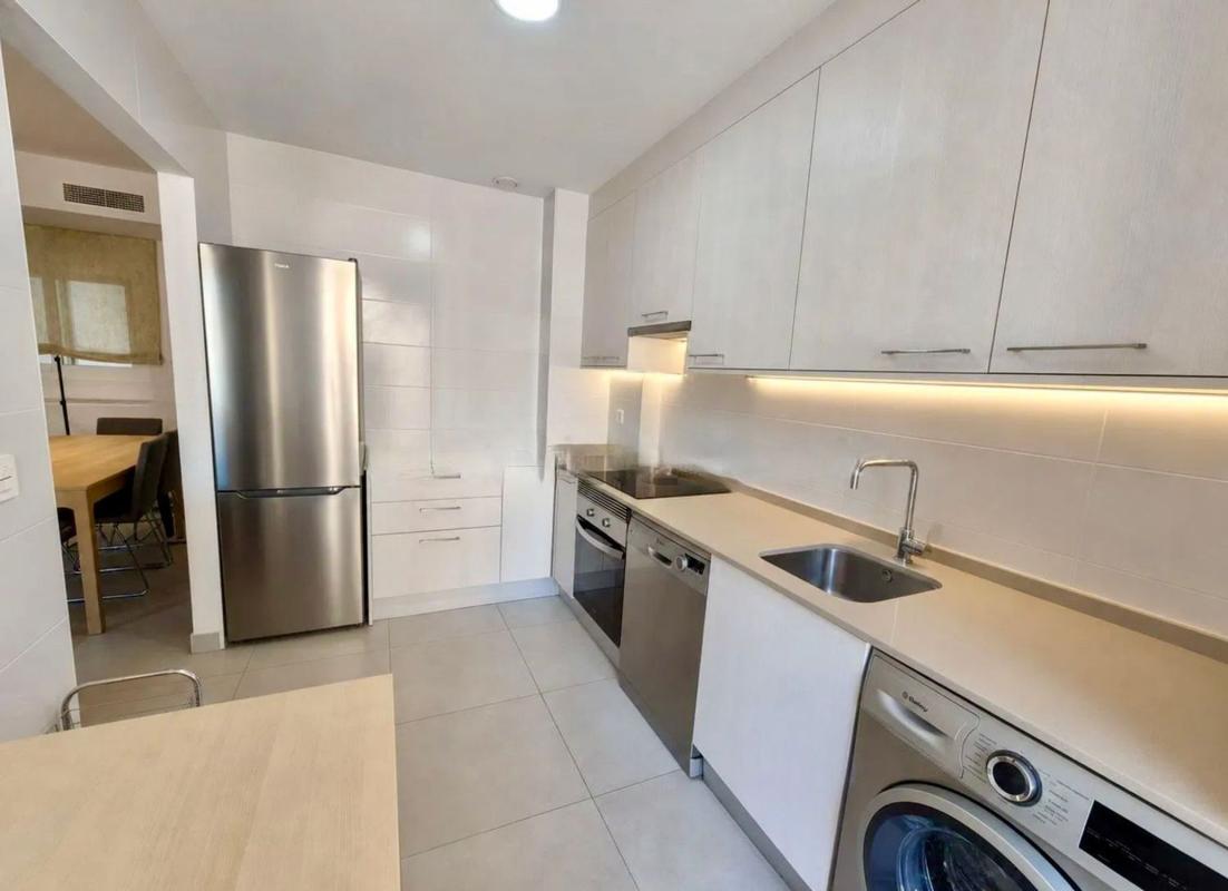 Sale of apartment in Piso en Calle Colón, 19, Centro Urbano, La Villajoyosa / Vila Joiosa, La Villajoyosa / Vila Joiosa
photo 1