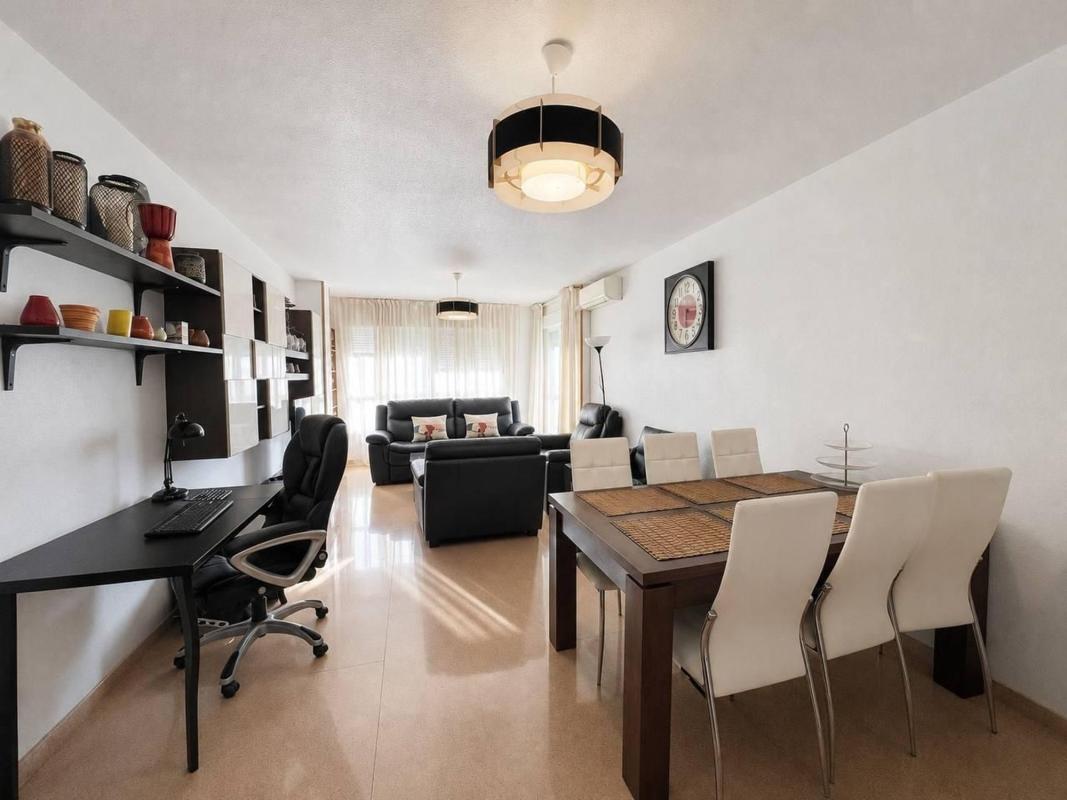 Sale of apartment in Piso en Avenida Alcoi, Campoamor, Alicante / Alacant, Alicante
 photo 2