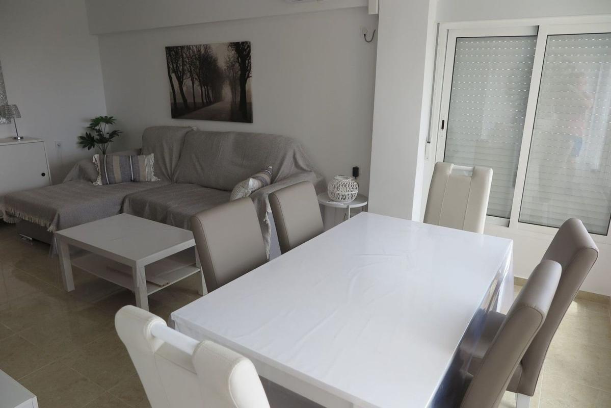 Sale of apartment in Piso en Platja Vila Joiosa, La Villajoyosa / Vila Joiosa, La Villajoyosa / Vila Joiosa
 photo 5