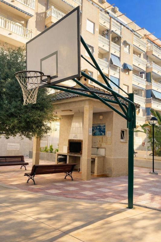 Venta de piso en Piso en Calle la Loma, 31, Antonio Machado, Torrevieja, Torrevieja
photo 3