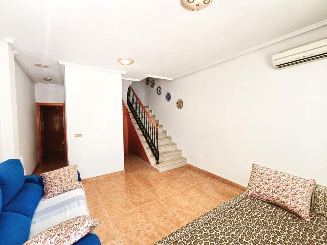 Venta de chalet adosado en  Chalet adosado en Calle Consueta, Tamarit - Playa Lissa, Santa Pola , Santa Pola photo 4