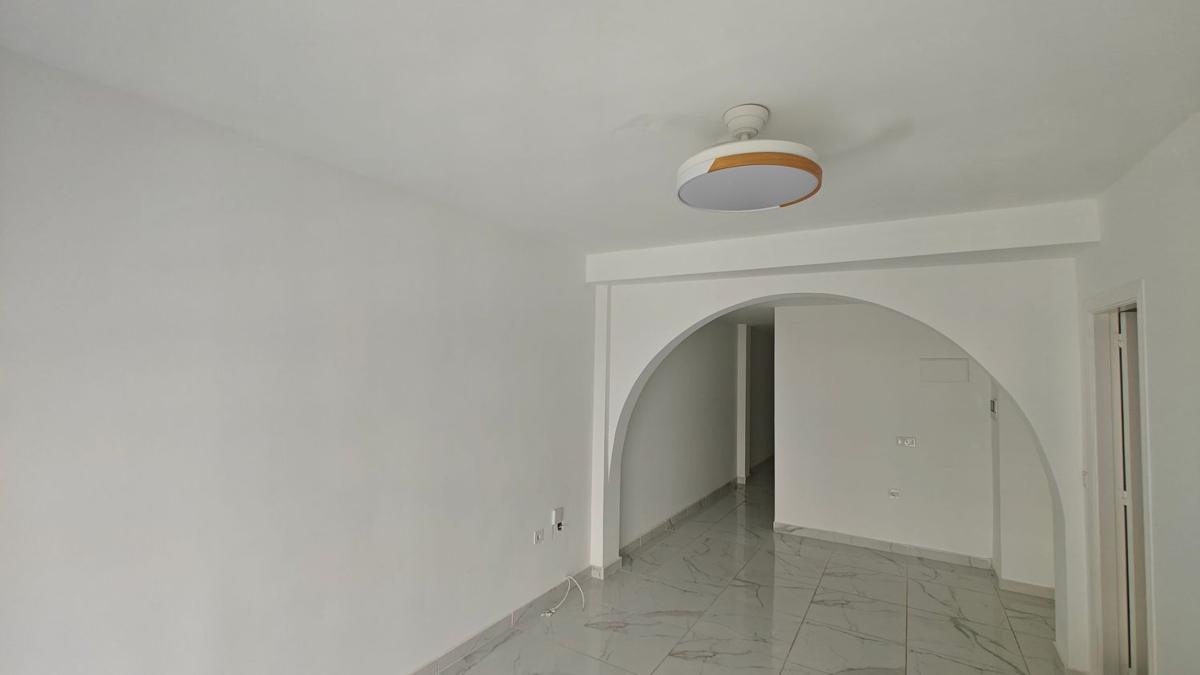 Sale of apartment in Piso en Calle San Luis, 10, Parque de las Naciones, Torrevieja, Torrevieja
photo 1