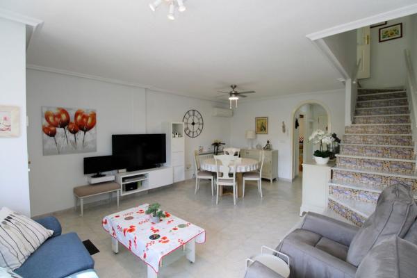 Chalet adosado en Lomas de Campoamor, Orihuela thumbnail 3