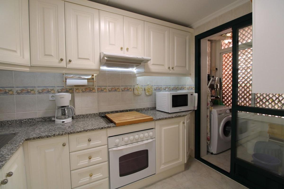 Sprzedaż szeregowego domku w Chalet adosado en Lomas de Campoamor, Orihuela , Orihuela photo 4