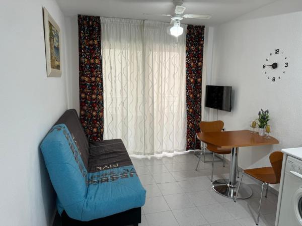 Estudio en venta en Calle Monteagudo, Torrevieja thumbnail 2
