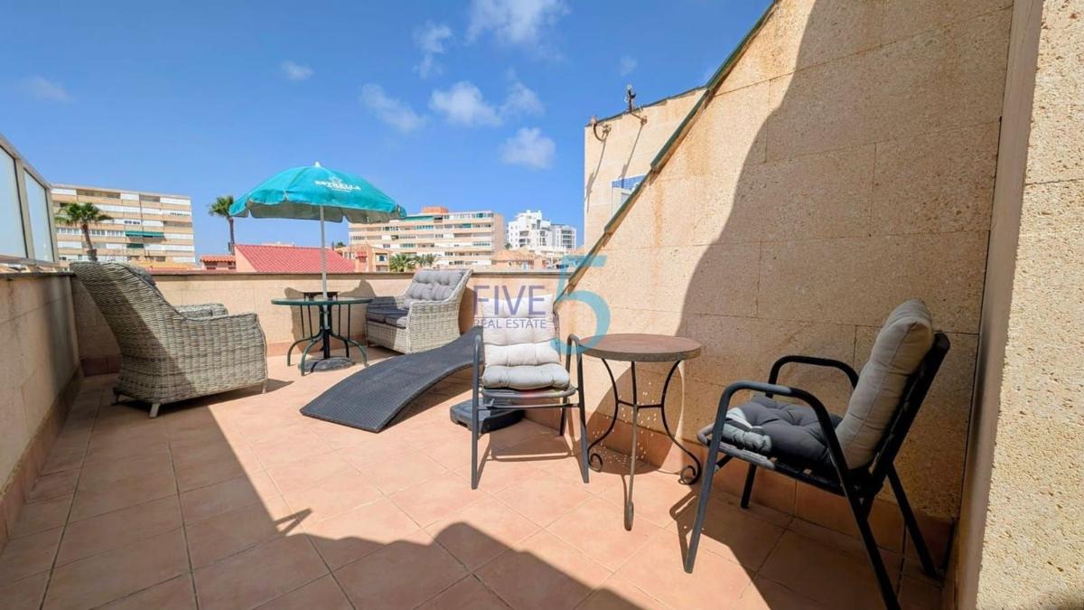 Venta de chalet independiente en Casa o chalet en Los Europeos, Torrevieja, Torrevieja
photo 5