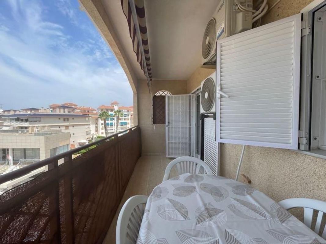 Venta de piso en Piso en Los Europeos, Torrevieja, Torrevieja
photo 4