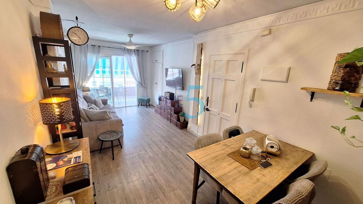 Продажа квартиры на Piso en Playa del Cura, Torrevieja, Торревьеха
photo 2
